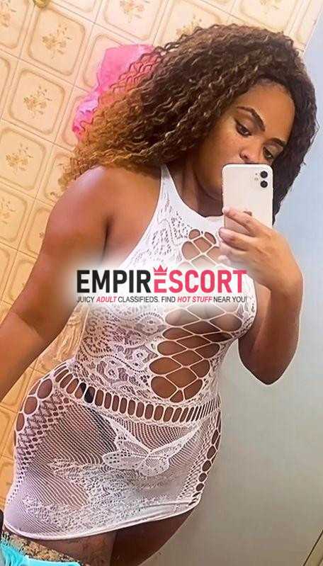 mulata cavalona quente cavalona rainha do anal faço massagem