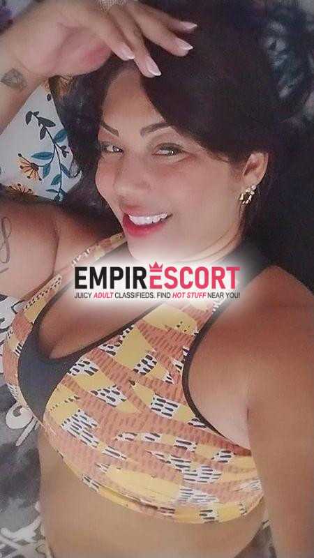 favor ligar caso não consiga contato no whatsapp estamos com problema morena greluda com marquinha de biquíni local discreto e aconchegante se não ate