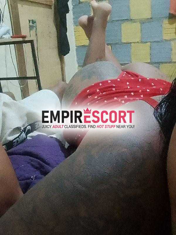 casal disponÍvel coroado com local