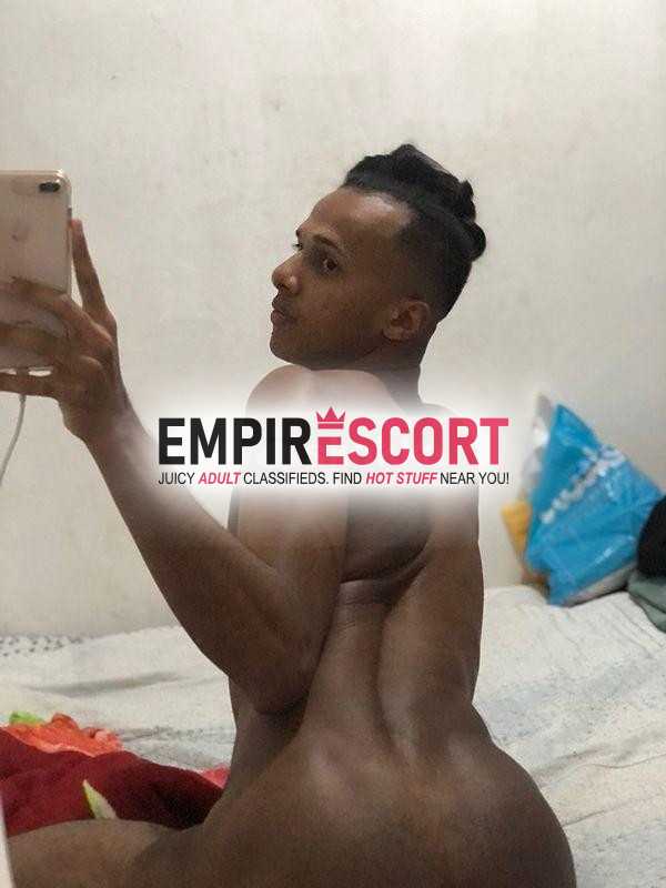 prazer sou jefferson sou novinho tenho 24 anos e cheio de prazer em te satisfazer e realizar seus desejos vamos desenrolar uma conversa e um papo go