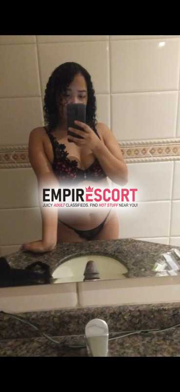 morena cavalona com boquinha deliciosa