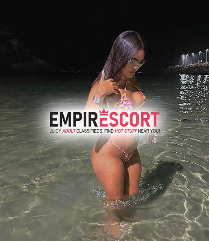quer fuder uma gostosa novinha 