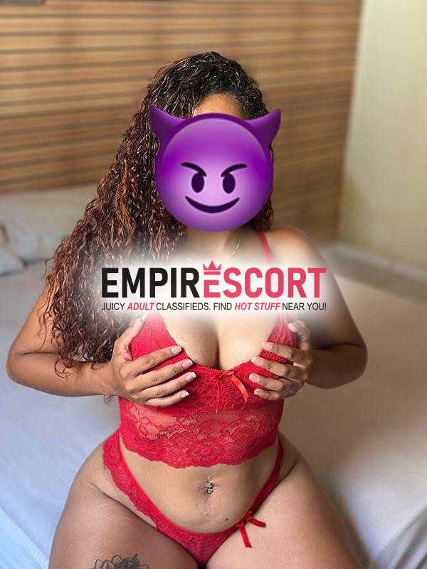 ana morena cacheada no estilo namoradinha e apaixonante. completinha
