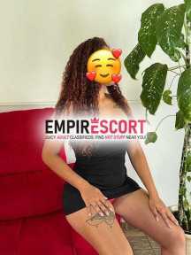 ana morena cacheada no estilo namoradinha e apaixonante. completinha