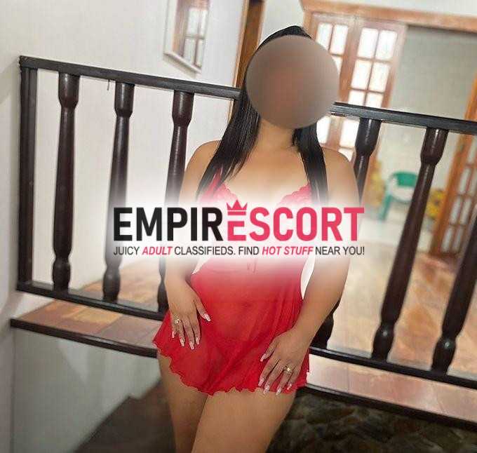 emilly faço estilo mulherão linda sem frescura recém chegada na cidade venha me conhecer e se apaixonar