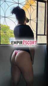 milf tatuada gostosa safada e dominatrix