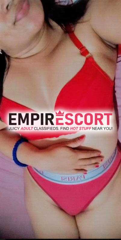 disponível oral e vaginal atendo em motel não tenho local faço mamada no carro também.