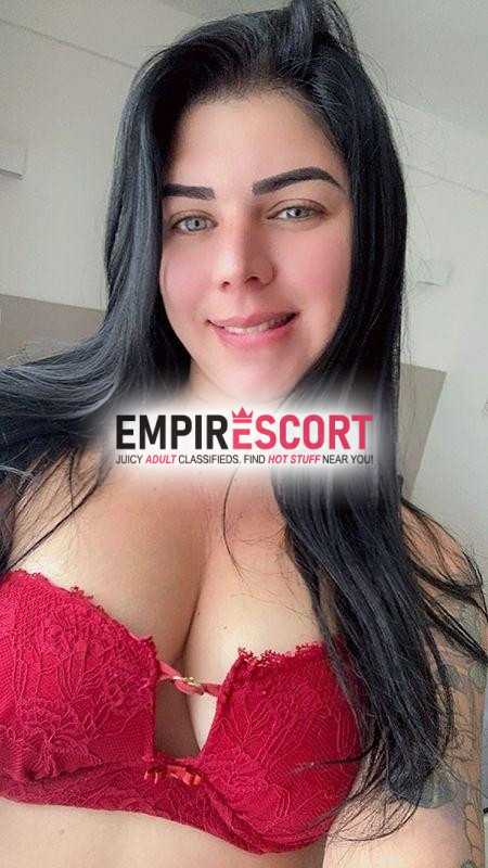 uma acompanhante de alta padrão de beleza carisma e sensualidade.