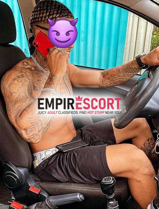 uber casado tatuado quer socar cu com forÇa