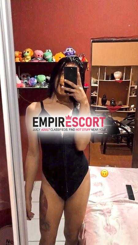 trans linda deseja homens altos novinhos ou morenos