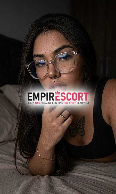 safira nova na sua cidade bem safada faço anal