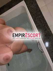 loiraa bronzeada bucetona suculenta😋🔥😈 tenho local😋