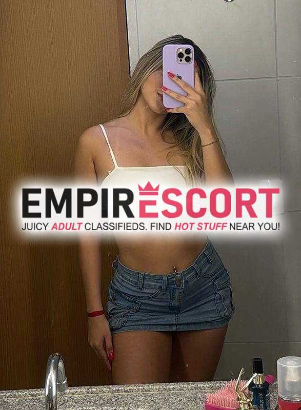 menina loira muito atraente ama receber um oral bem prazeroso 🤤
