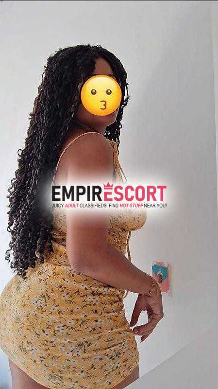 olá me chamo hellen sou morena do rabão com local bem localizado é discreto.
