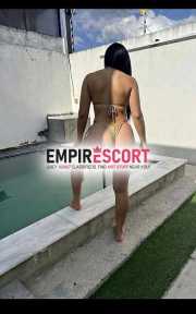 linda sensual meiga e educada com local