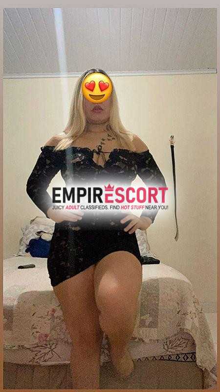 loira putinha na cidade 😈