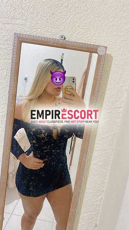 loira putinha na cidade 😈