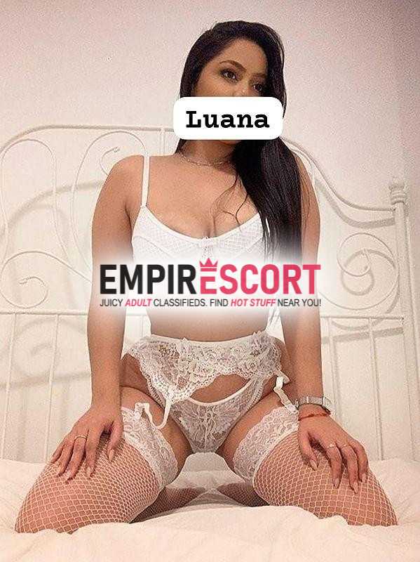 ❤️ luana venezuelana princesinha do oral anal bem apertado delicioso tenho local próprio com piscina e garagem bebida gelada é muita putaria ❤️