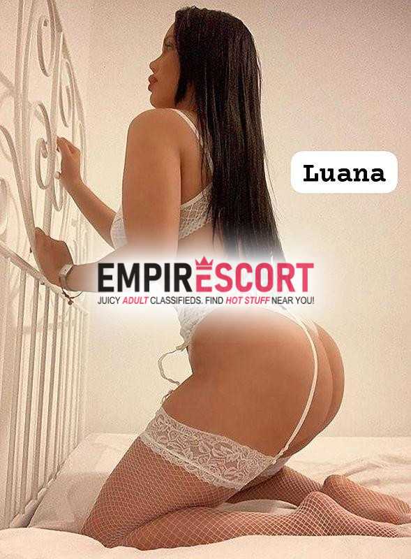 ❤️ luana venezuelana princesinha do oral anal bem apertado delicioso tenho local próprio com piscina e garagem bebida gelada é muita putaria ❤️
