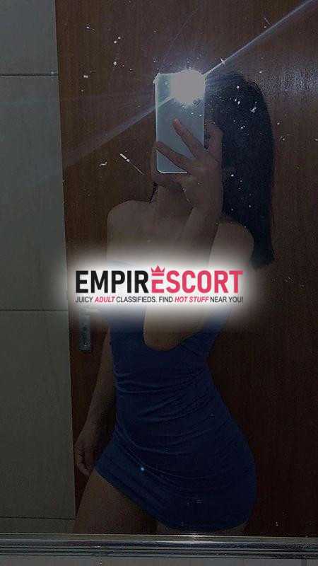 novinha magrinha nifetinha sem frescuras 🤤
branquinha 🔥