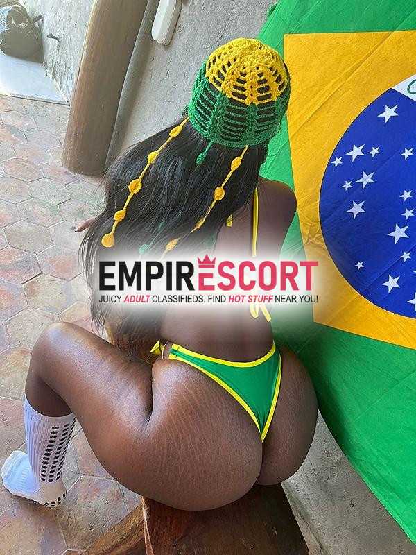 kiara morena espectacular