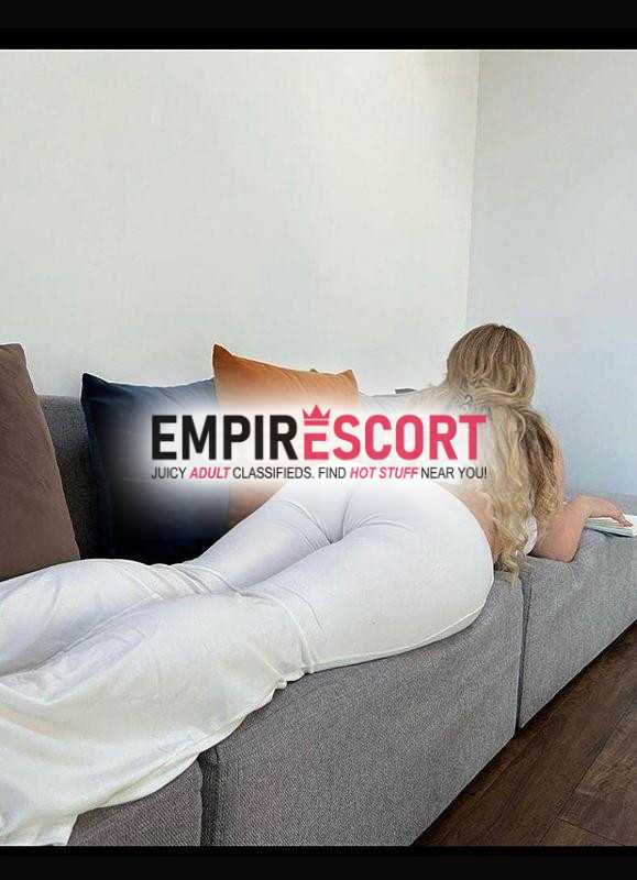 linda loira sensual discreta super meiga
