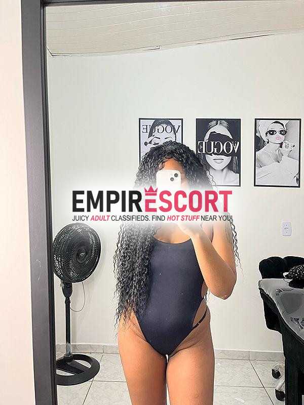 morena com local 🥰
promo 60 rapidinha on 💖
disponível agora 🥰✅