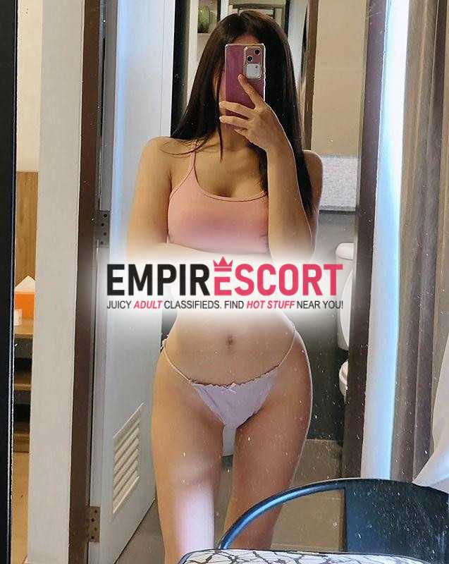 sou essa linda novinha não exponho meu rosto no site mas eu envio fotos pelo whatsapp. venha garantir um atendimento de total qualidade prometo te da