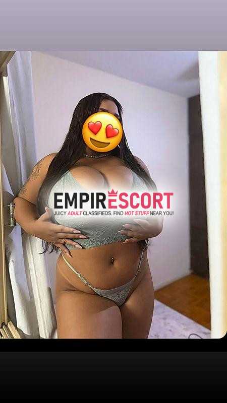 morena com seios gg