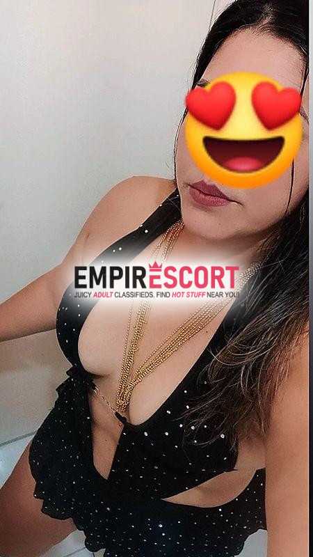 adoro fuder gostoso e amo fazer um sexo anal bem safado
me manda mensagem pq tô afim de deixar seu pau ou sua bct bem babadinhos