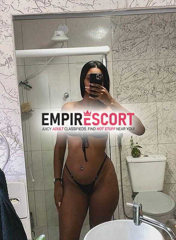 “100 meia hr
namoradinha apertadinha com local no centro 👅💦