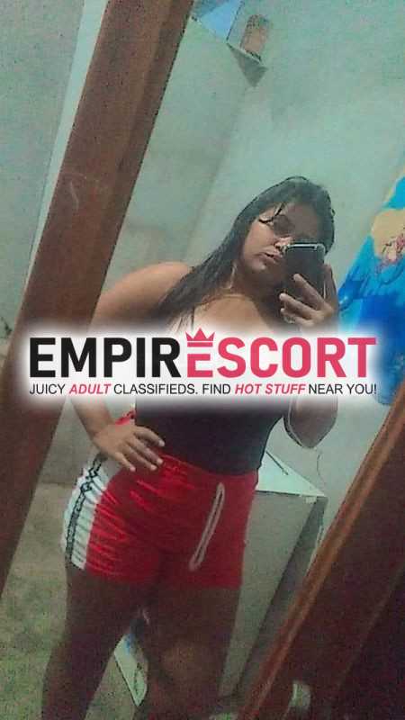 morena gostosa 😋 vamos 50 rapidinha no meu local