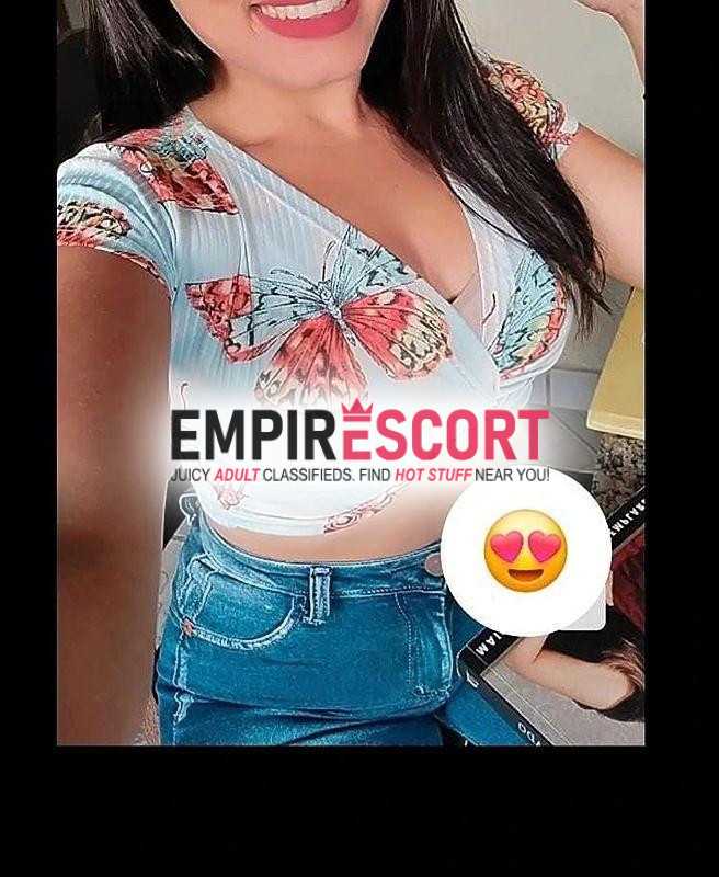 sou bbb
baixinha branquinha e bonita
pequena notável