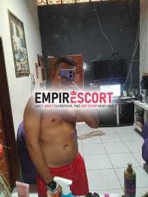 novinho rola grande e grossa pronto para te satisfazer.
