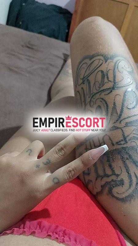 morena tatuada disponível para transar gostoso bem safadinha atendo somente no motel ou domicílio 😋