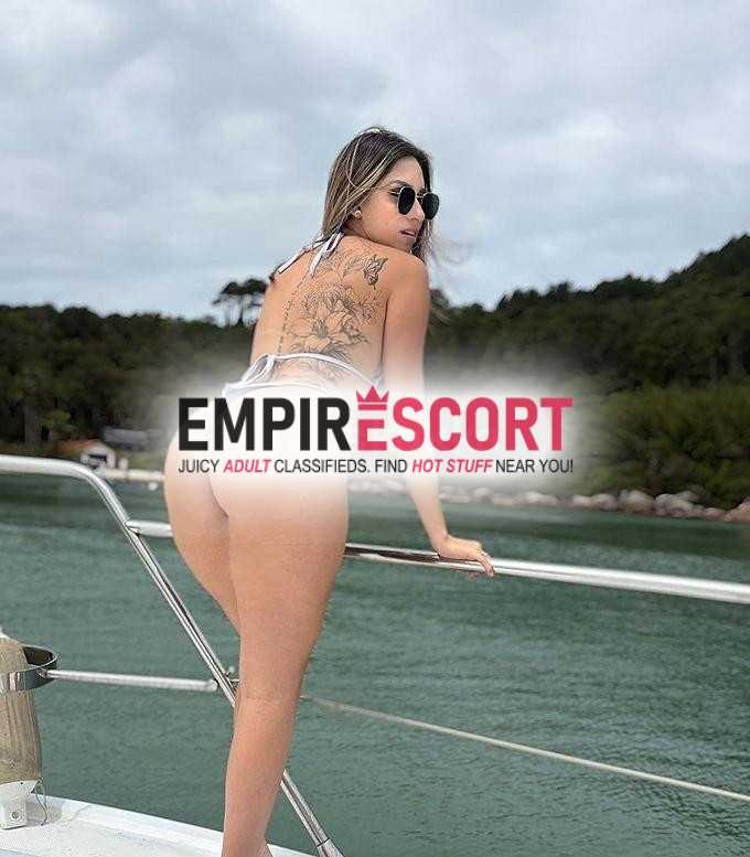 loira capa de revista disponivel