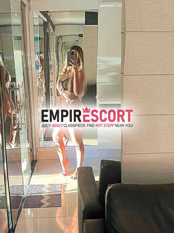 namoradinha carinhosa