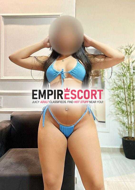 faÇo um beijo na boca bem safadinha sem frescura e depois um oral bem gulosinho