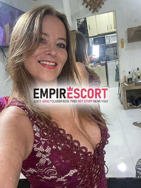 carnaval chegando que tal uma boa massagem com quem realmente sabe atendendo todos os dias de carnaval .