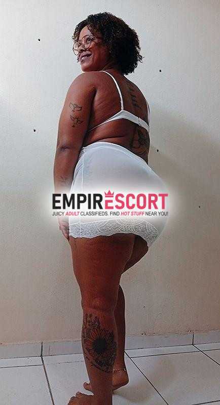 pretinha bunda gg cheia de tesão 🔥