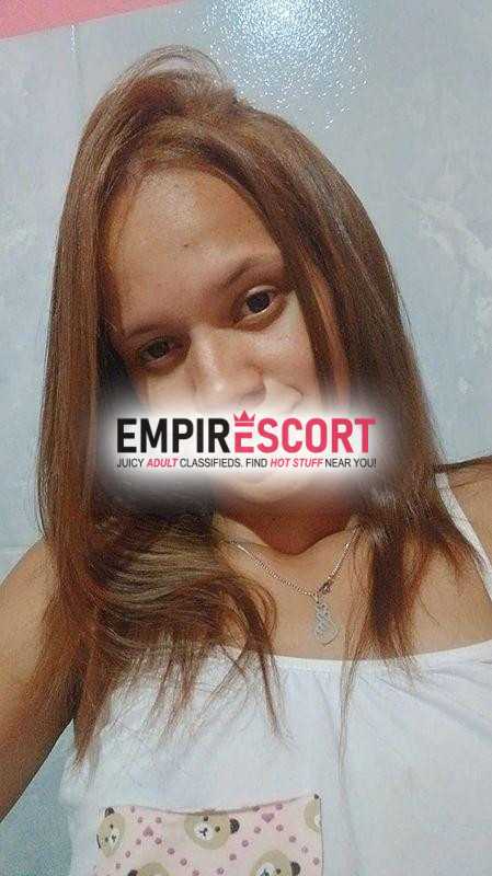uma magrinha safada e pronta para o prazer