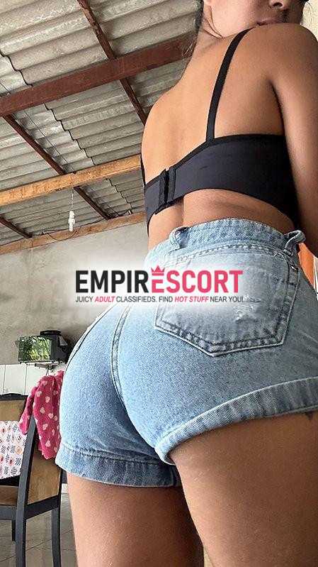 nanda boquinha de mel 🍯 🍯 cuzinho de veludo 🔥🥵

🍯 🤤 novinha do jeitinho que atiça… peitos lindos bundona redonda que te enlouquece só de olhar.