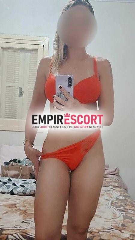 sou patrícia uma loira estilo mulherão bumbum grande cintura fina olhos azuis rosto delicado sem frescura