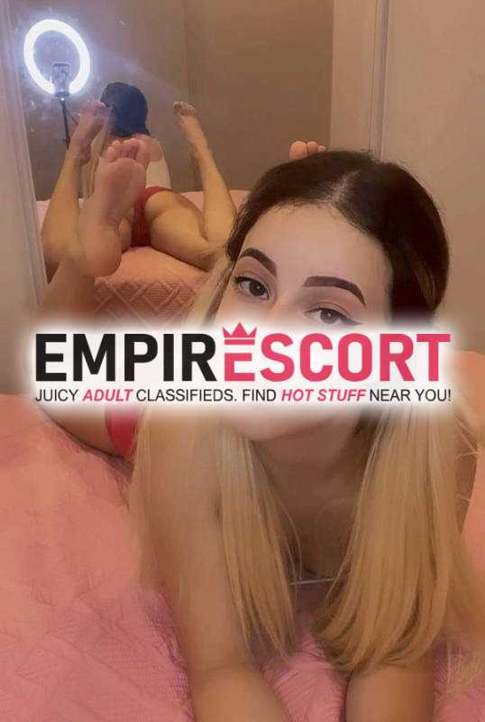 amores estou na cidade para fazer novos clientes tem novas experiências e novas amizades venha me conhecer melhor e ter novas experiências 