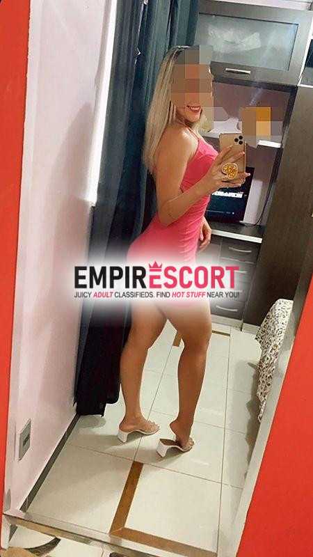 laura liz