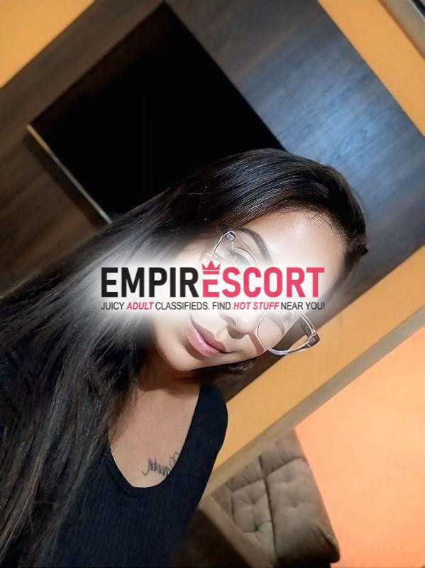 oiê amores sou uma blanca de fora atendo no meu local sozinha com garagem discreta sem burocracia atendo horário comercial marque seu horário com 20mi