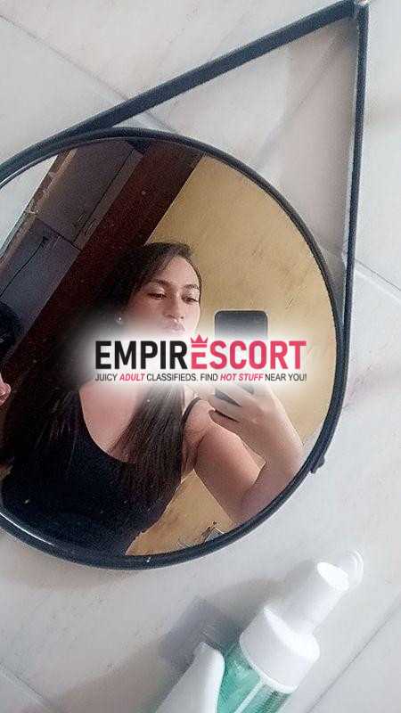 olá seja muito bem vindo me chamo tamires santana sua putinha de alto nível venha me conhecer