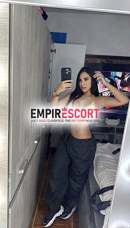 tábata novidade luxuosa 
fotos reais modelo linda