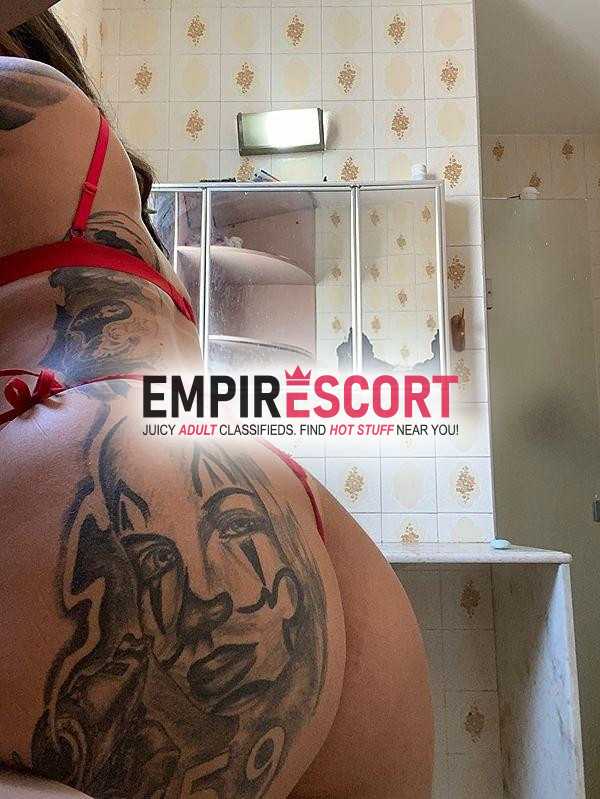 loira cavala tatuada on-line em jacaraipe 24 horas