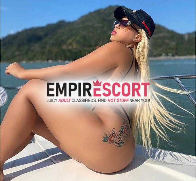 rayssa loira siliconada disponivel em sobral 📍 💦🤤  com local faÇo completinho
